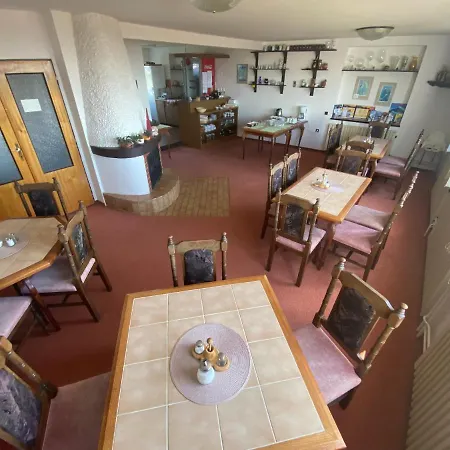 V Kolonce 3* Strážné