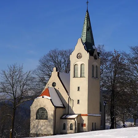 V Kolonce Strážné